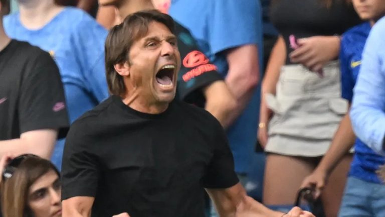 Tottenham players would ‘run through a brick wall’ for Conte – Davies