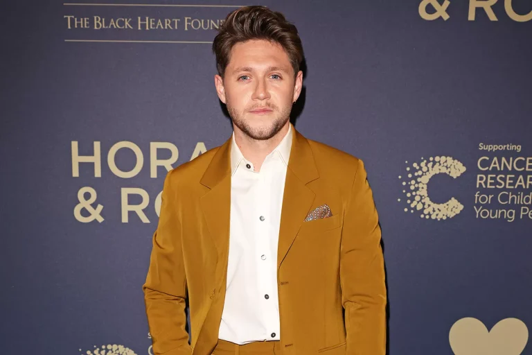 Niall Horan Announces Plans to Release New Music and Tour Festivals in 2023: ‘I’m Back’