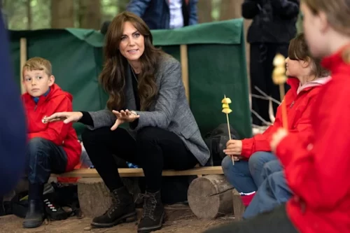 Kate revealed she would be toasting apple skewers with her children