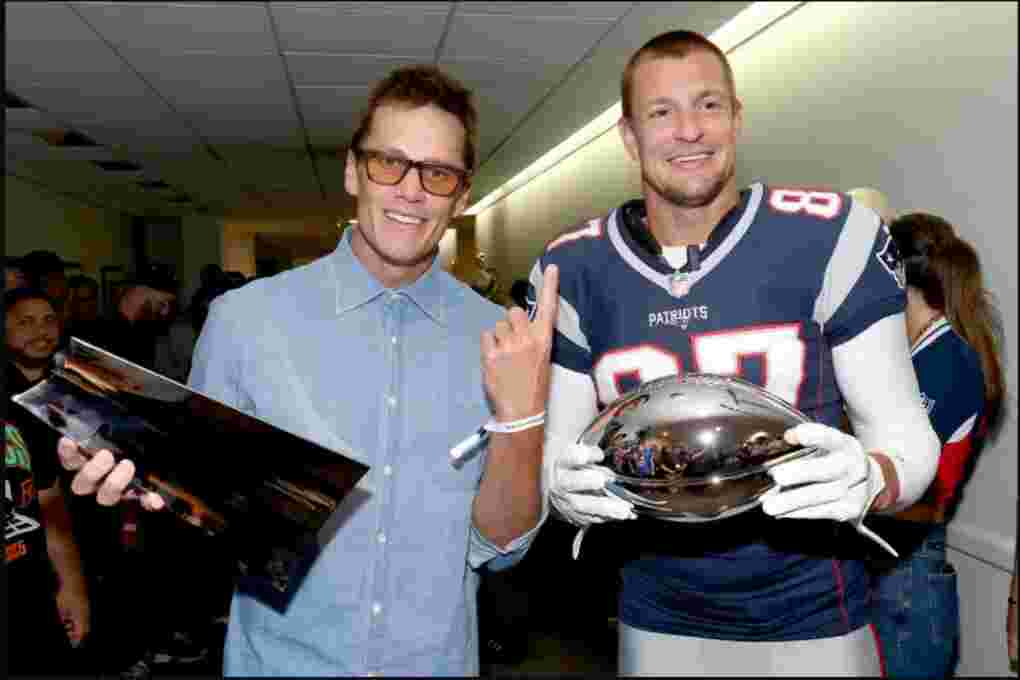 lombardi trophy,tom brady,rob gronkowski,tom brady throws trophy,rob gronkowski breaks lombardi trophy,rob gronkowski dents lombardi trophy,tom brady tosses lombardi trophy,how did the lombardi trophy break,gronkowski,gronk lombardi trophy,rob gronkowski dents trophy,hwo broke the lombardi trophy,broken lombardi trophy,brady,lombardi trophy dented,dented lombardi trophy,gronk trophy,brady trophy,gronk dents trophy,lombardi,brady gronk